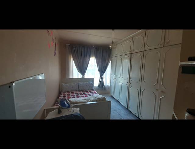 3 BEDROOM HOUSE SOLD IN MOTALABAD